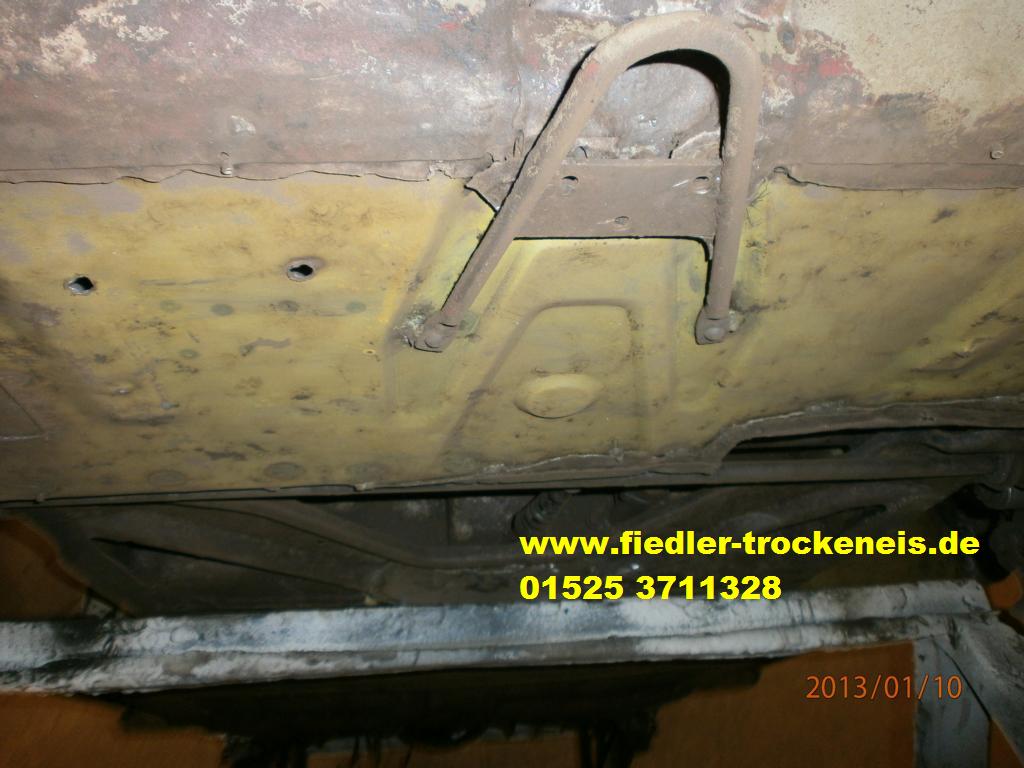 Trockeneisreinigung Unterboden Porsche