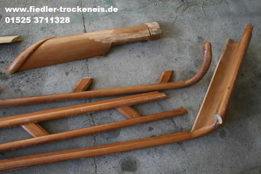 Lackiertes Holz Trockeneis